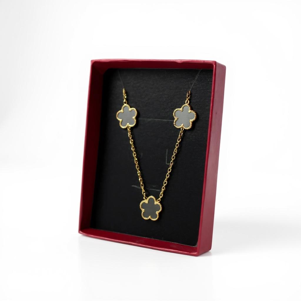 Gargantilla Flores Negras